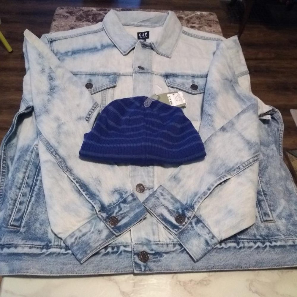 Men's Bleached Jean Jacket w/Skull Cap!!